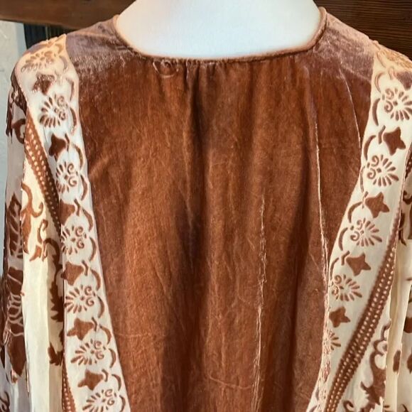 TORRID Velvet Burnout Ruana, OS! - Picture 9 of 12